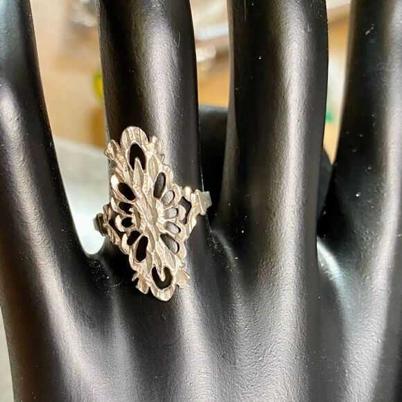 𝅺VINTAGE diamond cut filigree Sterling ring - Picture 1 of 4